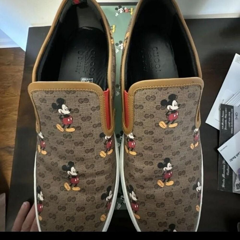super dope rare limited gucci Mickey Mouse